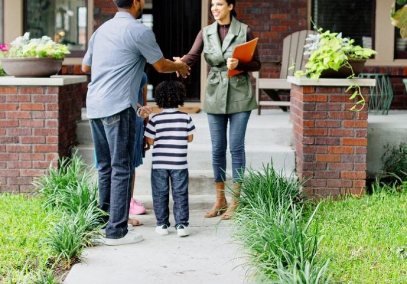 10 Tips from Real Estate Pros for Buying Your First Home