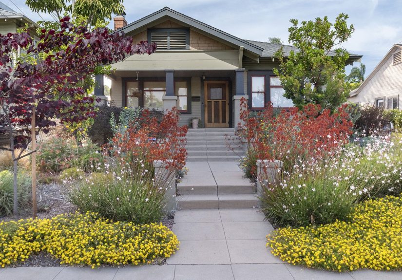 19 Front Yard Landscaping Ideas That Boost Curb Appeal