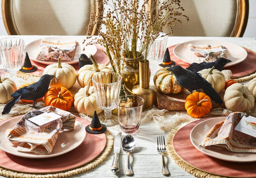 36 Halloween Centerpieces for a Spooky Tablescape