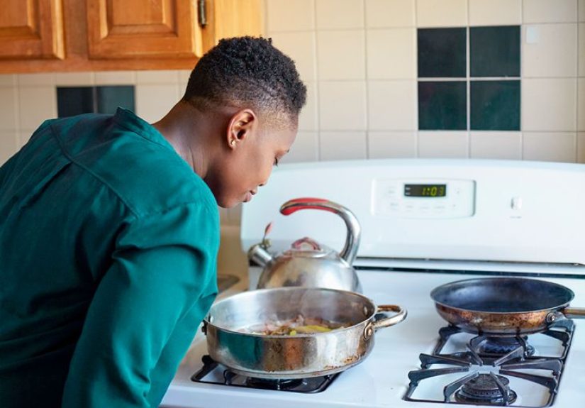 8 Ways to be Mindful While Eating