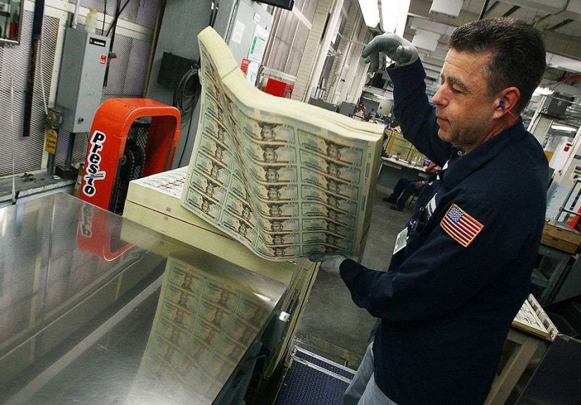 Fed Signals Moves to Quell Not-So-Transitory Inflation