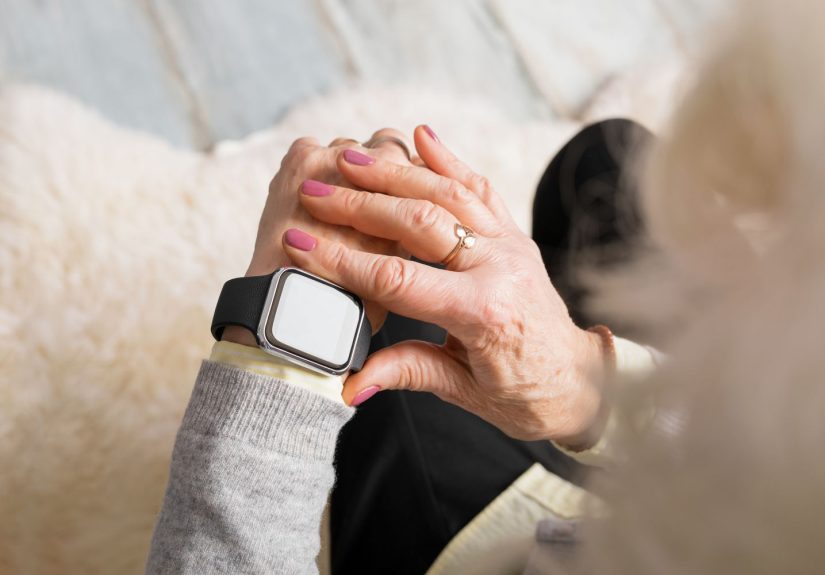 How the Apple Watch Can Help Keep Seniors Safe