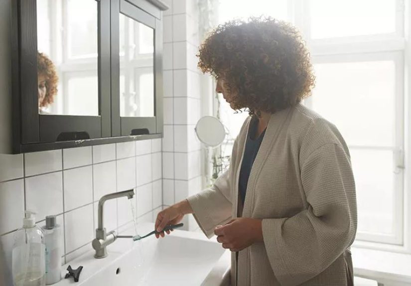 How To Clean a Toothbrush and Keep It Clean