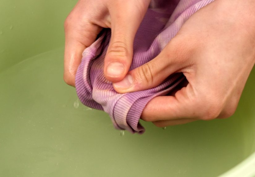 How to Remove Foundation from Clothes: Easy Stain Solutions