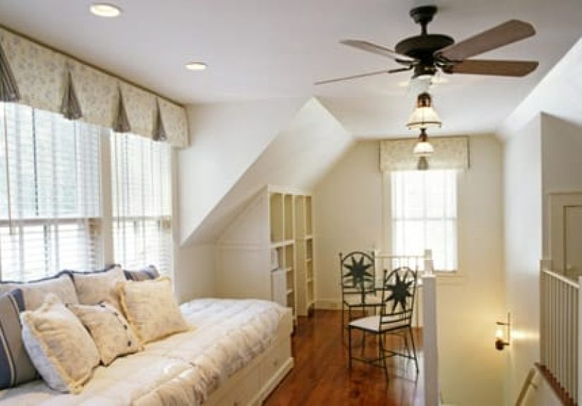 How To Size a Ceiling Fan: A Comprehensive Guide