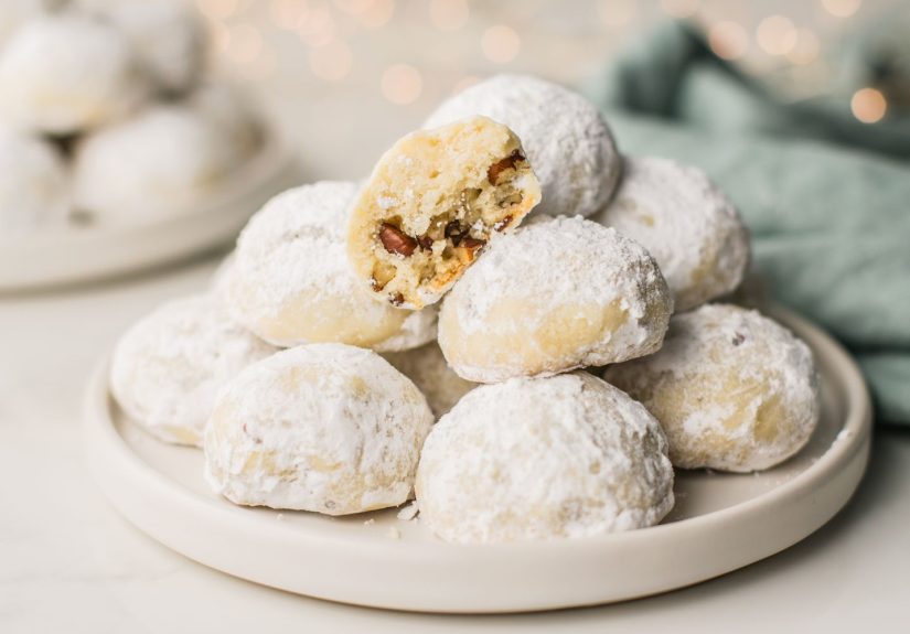 Polvorones: Mexican Wedding Cookies Recipe