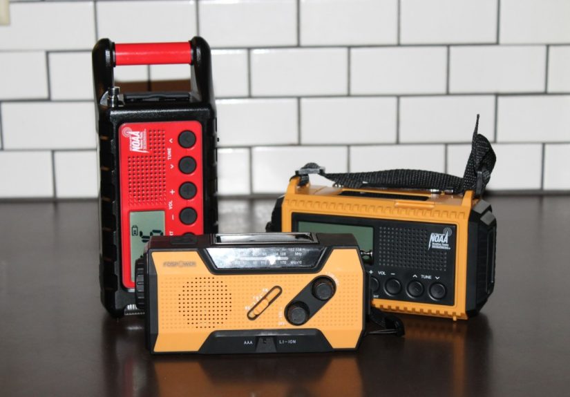 The Best Hand-Crank Radios - Tested by Bob Vila
