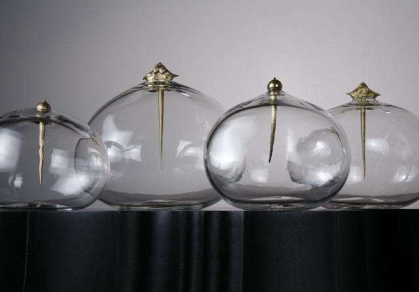 5 Favorites: Dressing Table Accessories for the Gilded Age