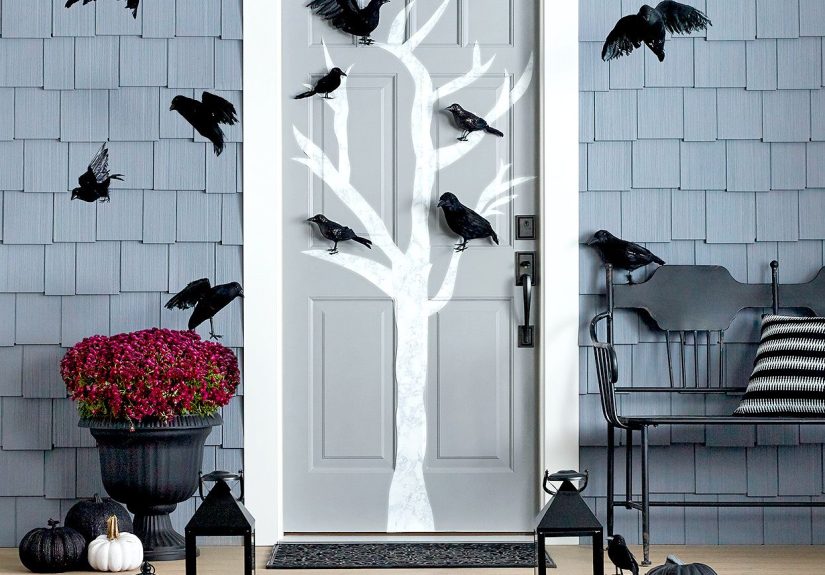 56 DIY Outdoor Halloween Decorations for Seasonal Spookiness
