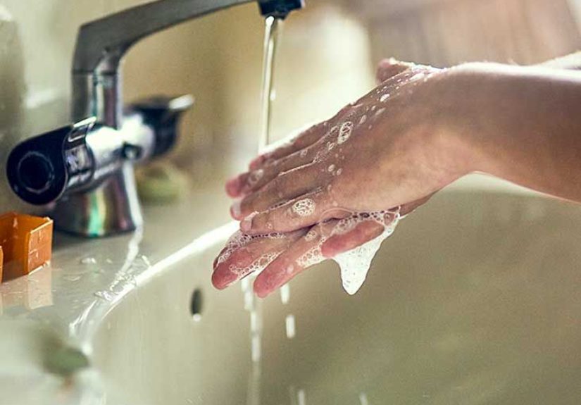 Eccema dishidrótico: Causas, diagnóstico e imágenes
