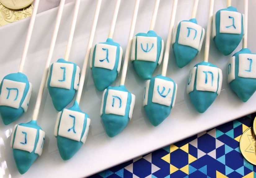 How to Make Dreidel Cake Pops