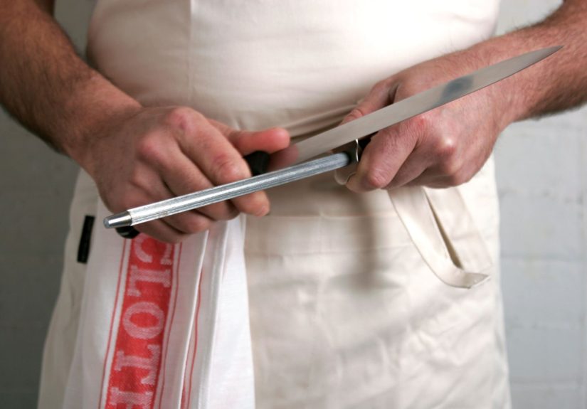Knife Sharpening 101: Use a Sharpening Steel