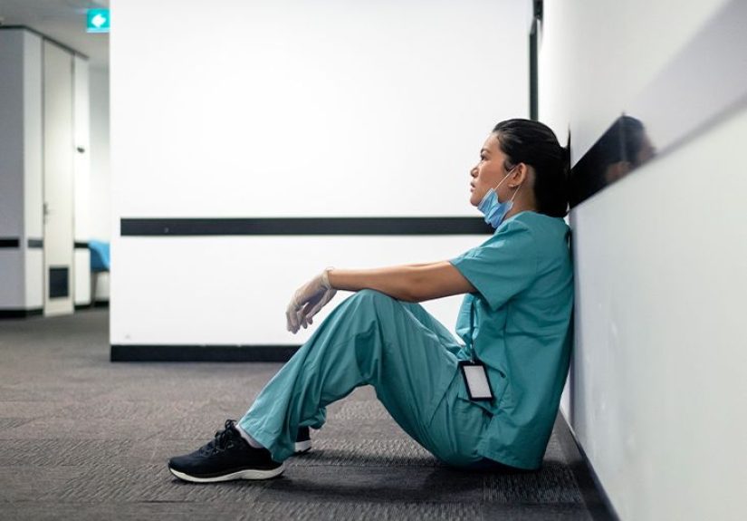 Longer Hours in a Stressful Job can Impact Depression Risk