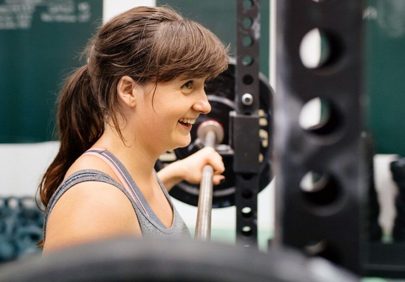 Does Weightlifting Help Women Lose Weight?