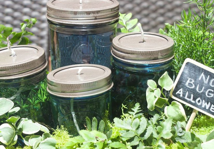 Easy DIY Citronella Mason Jar Candles (and a Summer Centerpiece)