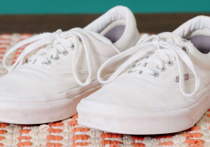 How to Clean White Vans - Easy Ways to Clean White Vans Sneakers