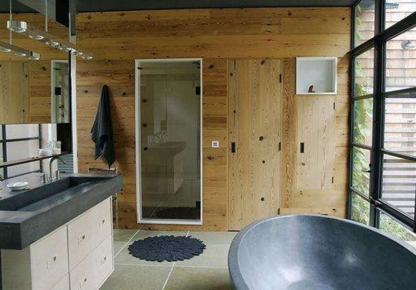 Outside Inside Bath
