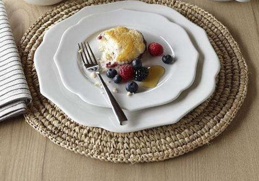 Tabletop: High/Low Taste Dinnerware