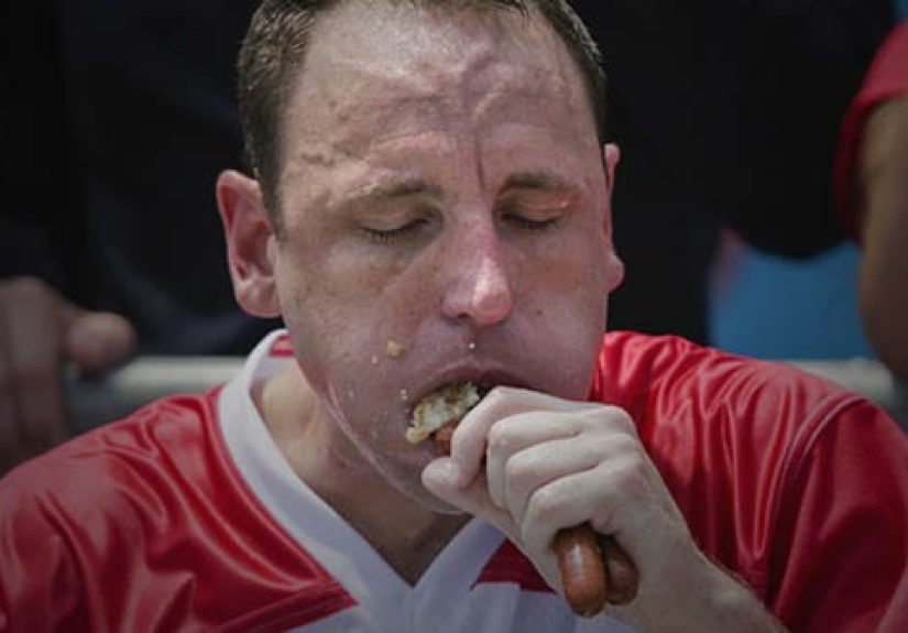 Top 10 Bizarre Ways To Make Money From Disgusting Habits