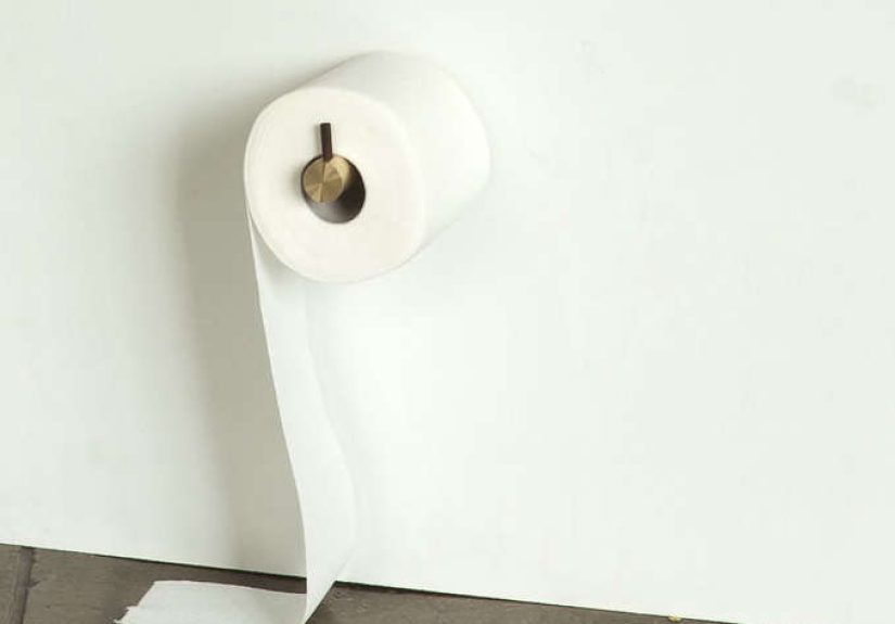 5 Favorites: Brass Hardware for the Bath
