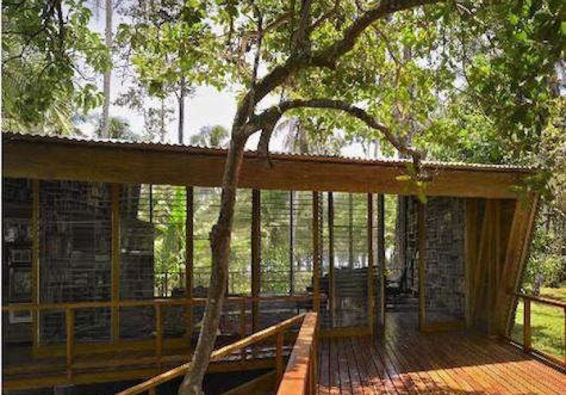 Architect Visit: Casa Kike Writer's Retreat by Gianni Botsford