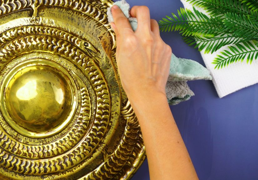 Easy Ways to Polish Brass with Ketchup: 12 Steps