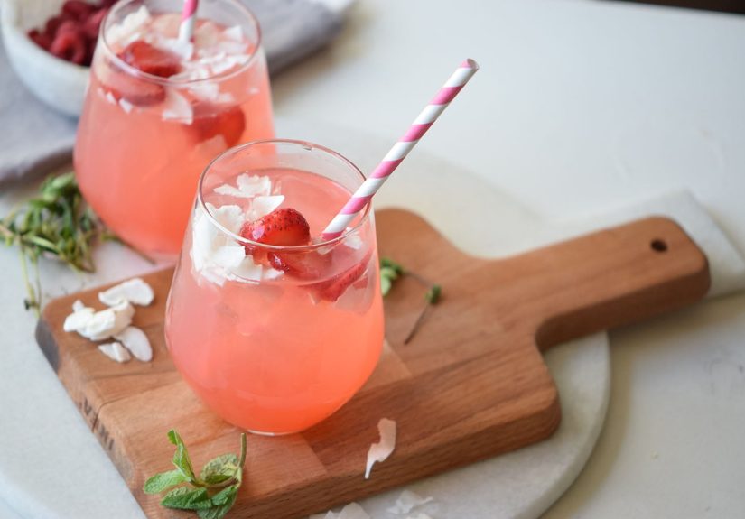 Get the Party Started: 10 Fun Summer Mocktails to Kick Off Your Season!