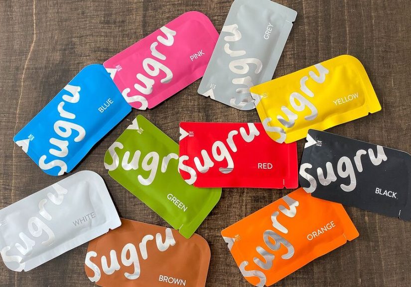How to Easily Fix Broken Christmas Decor With Sugru