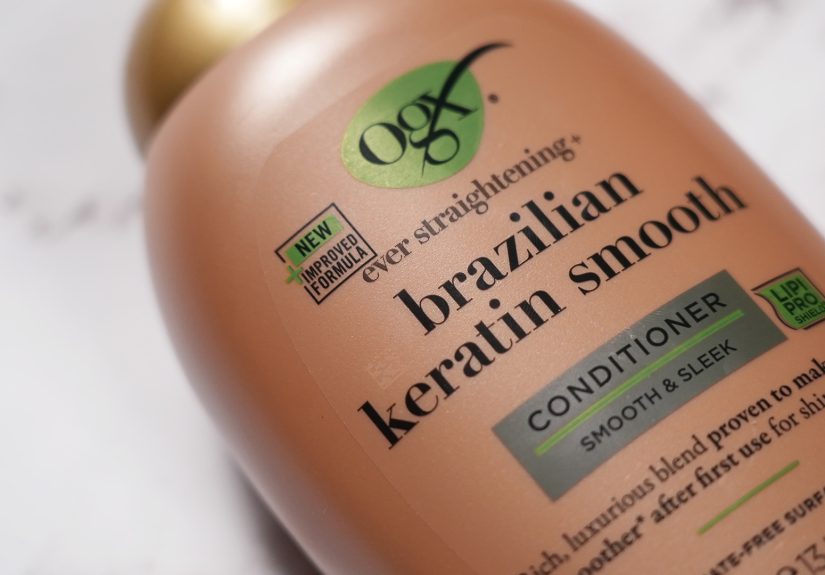 How to Keep Hair from Curling with Humidity: 12 Steps