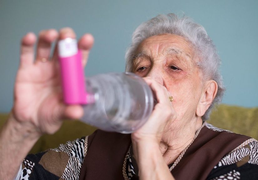 Inhaler Spacer for Asthma: Uses, Benefits, and More