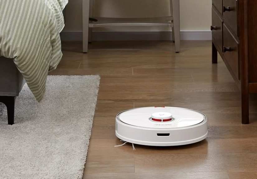 Roborock S7 Robot Vacuum Review 2023, Tested by Experts