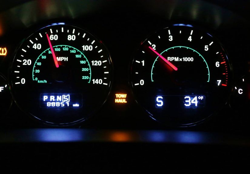 What Do These 18 Common Car Dashboard Symbols Actually Mean?